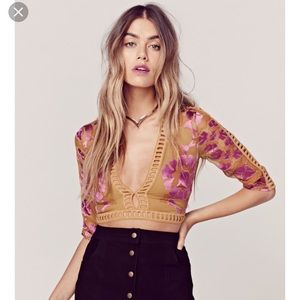 For love and lemons Barcelona crop top
